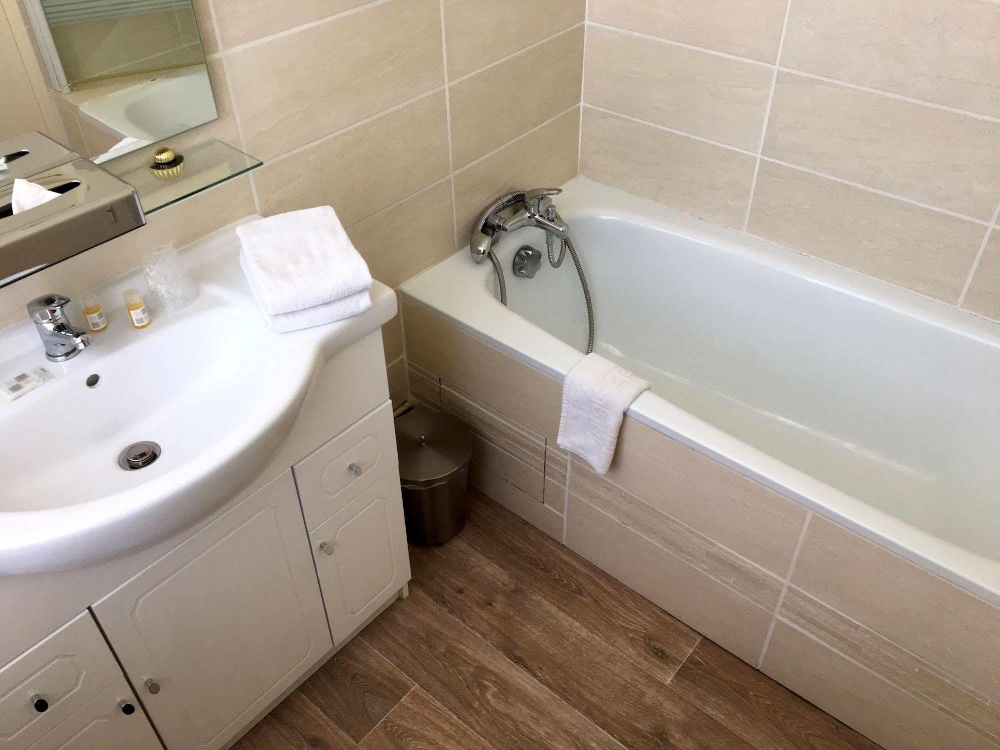 Hotel Rabelais Tours Luaran gambar